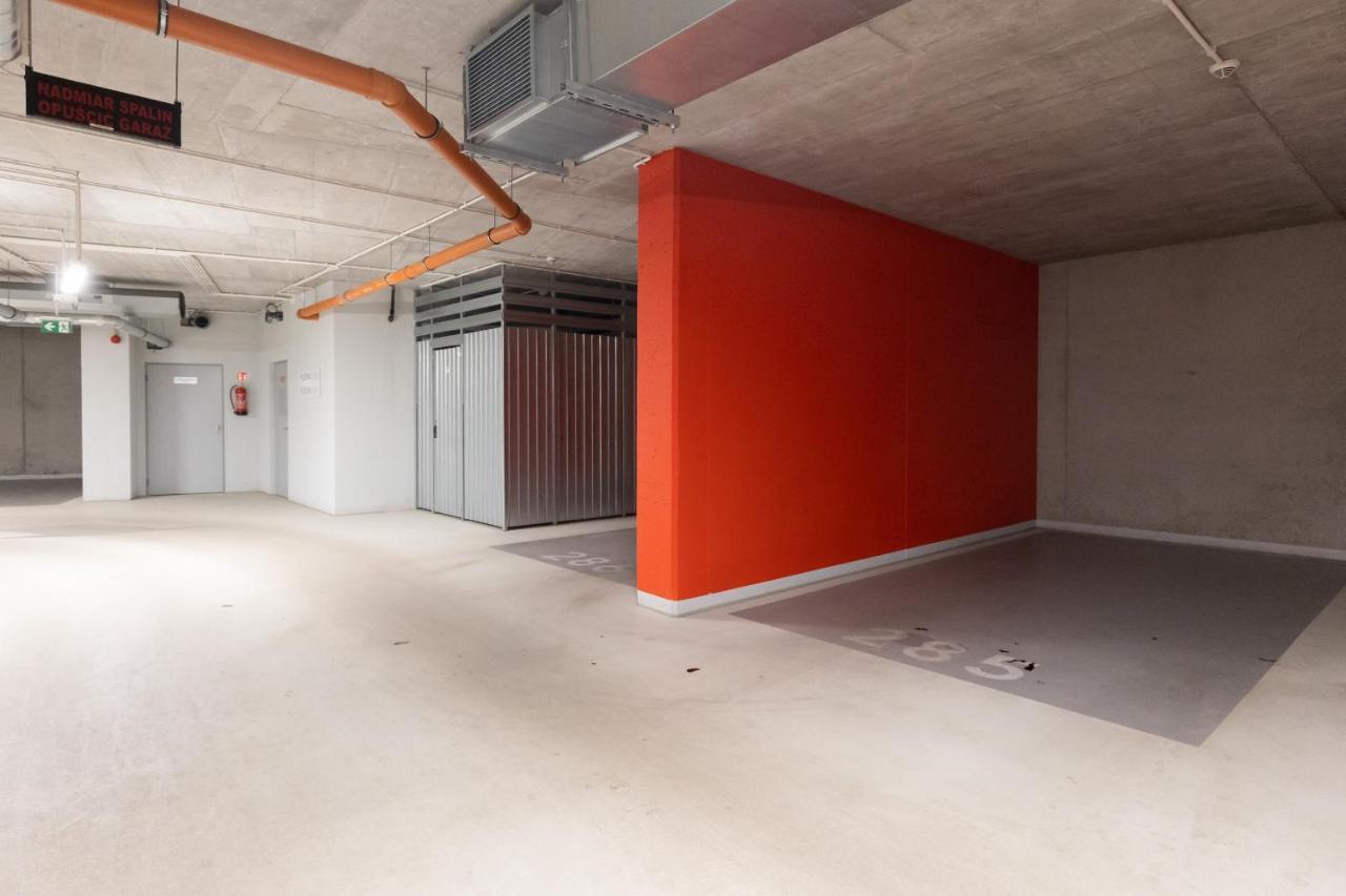 Cozy Apartments With Parking In The 19Th District By Noclegi Renters Varsovie Extérieur photo